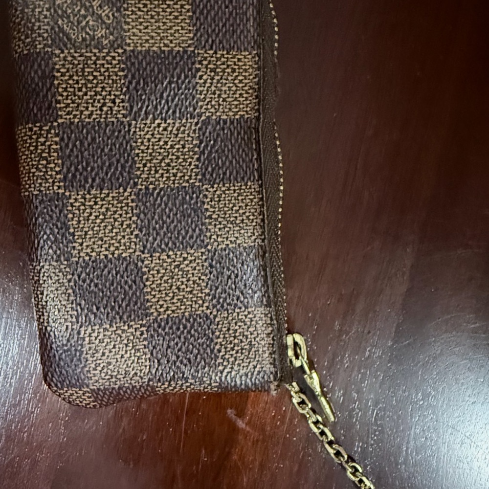 Authentic Louis Vuitton Keychain Wallet